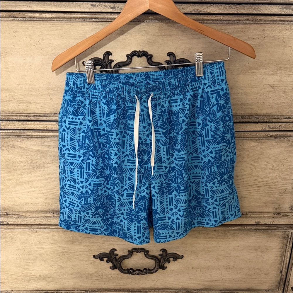 chubbies Bright Blue Geo-Tropical Swim Trunks